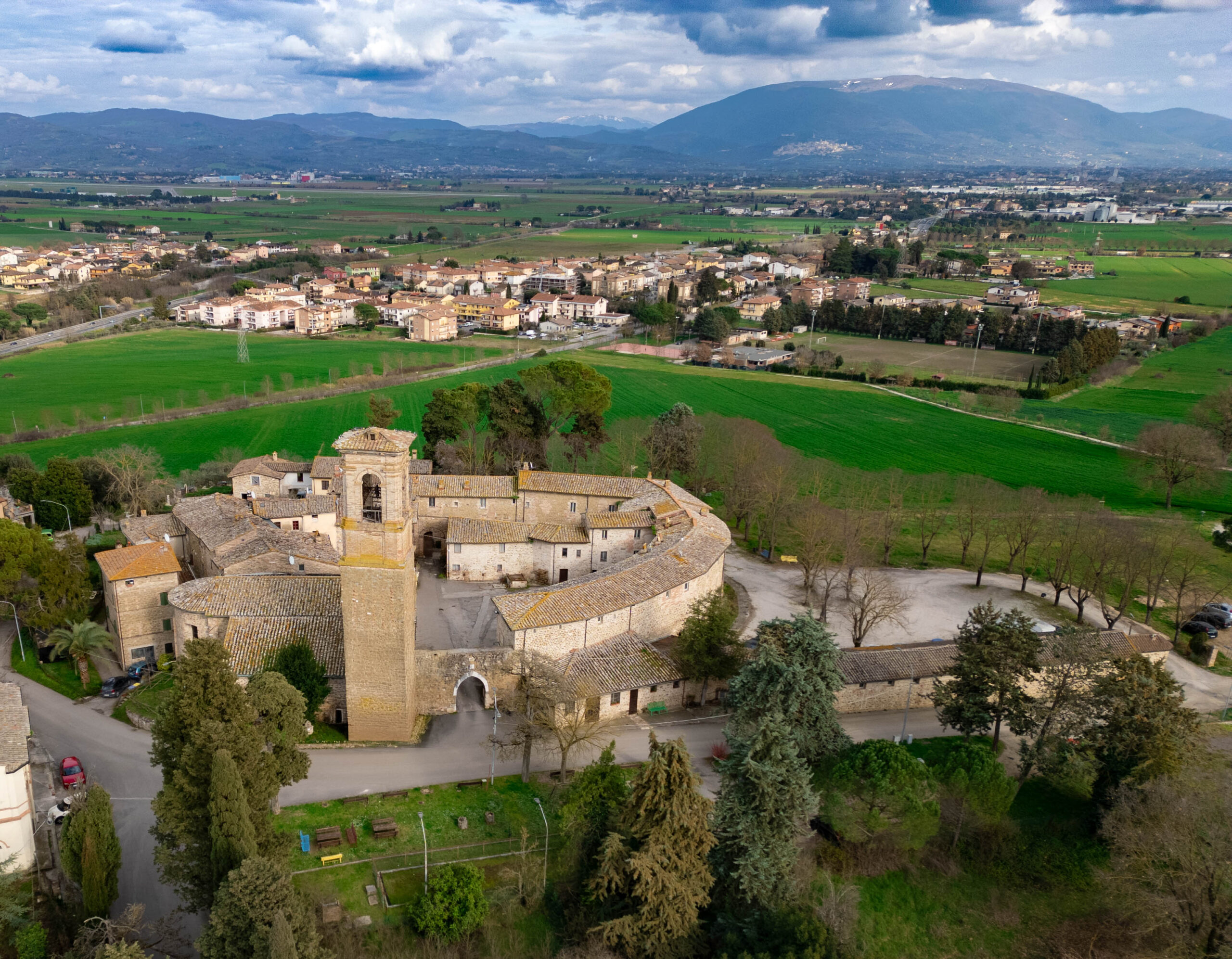 Il Borgo medioevale di Collestrada